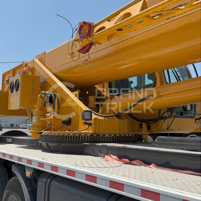 50 tonna kran sotuvda tayor