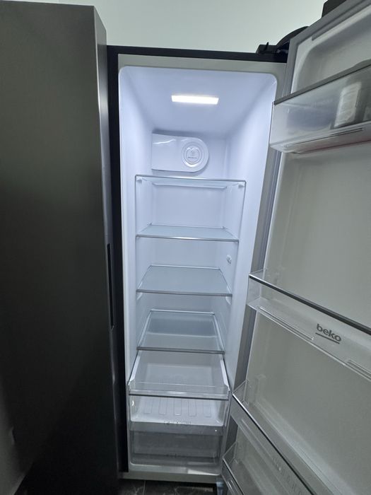 Frigider Beko Side by side
