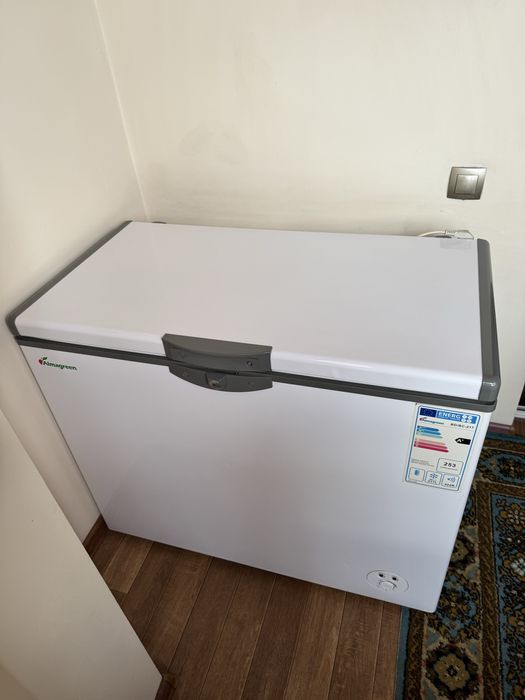 Продам морозильную камеру Alnagreen