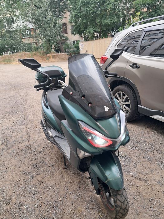 Мопед макси продаю за недорого