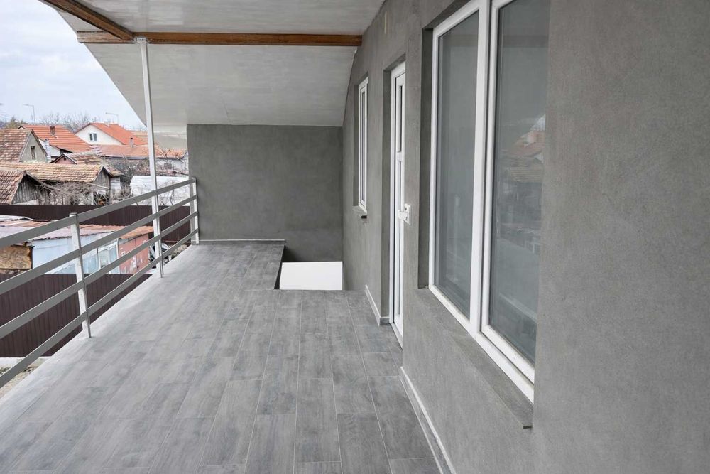 Casă nouă P+1, 220 mp utili, 405 mp teren ideală pt familie/investiție