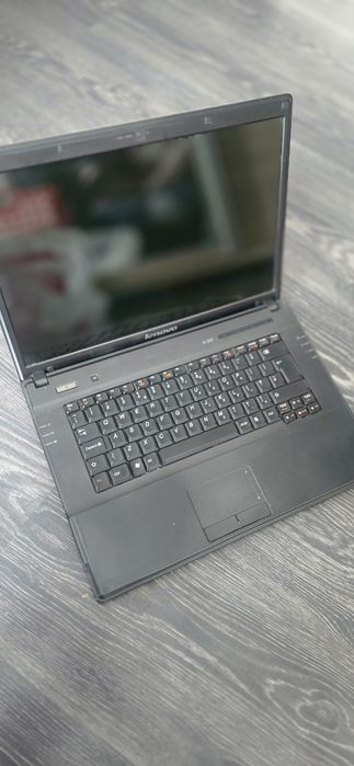 La vânzare 2 laptop-uri as funcționale dar nu tine bateria