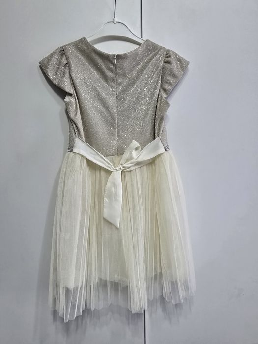 Платье на девочку