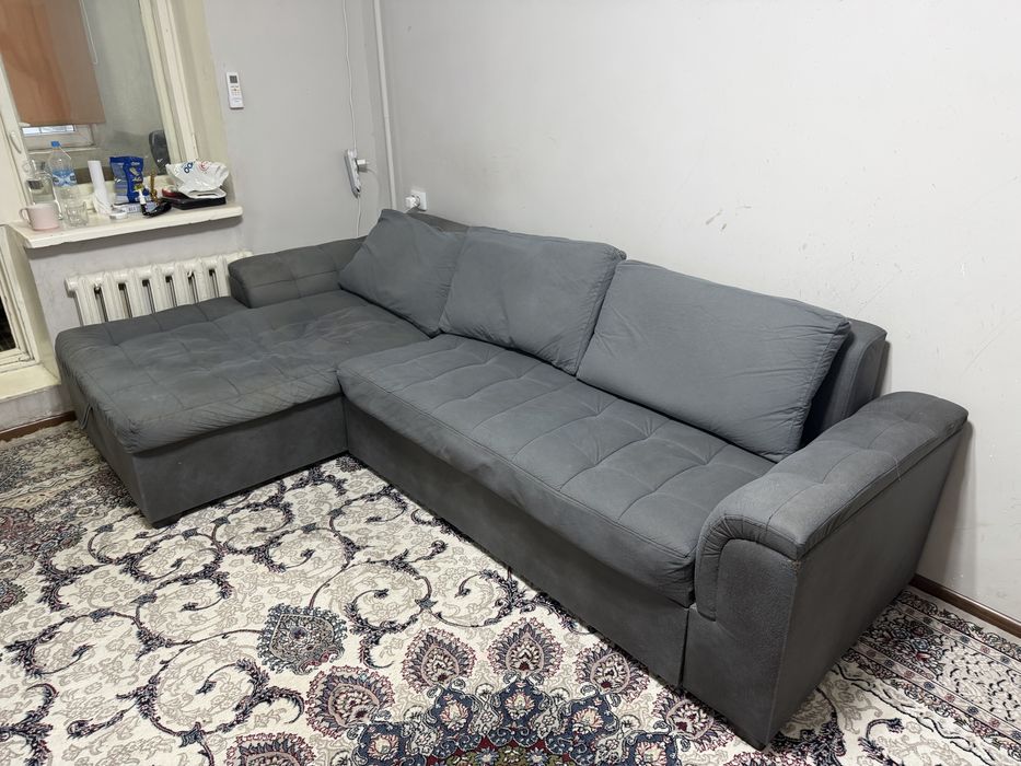 Продается угловой диван с механизмом