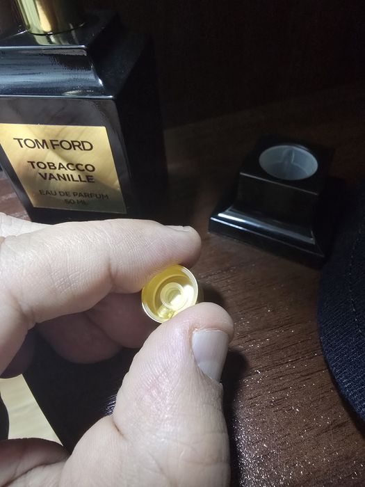 Продам парюм  tom ford tobacco vanile 50ml.