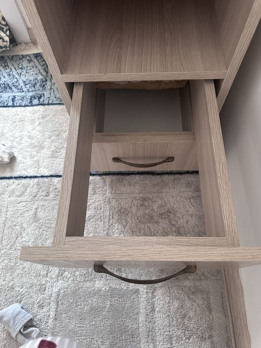 маникюрный стол