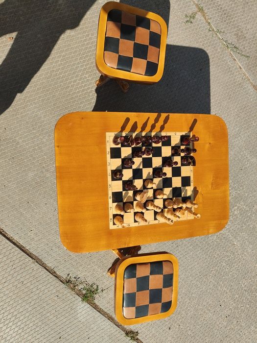 Шахматный стол ручной работы