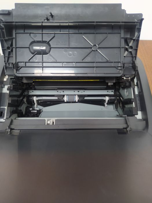 Продам Принтер Canon lbp6030
