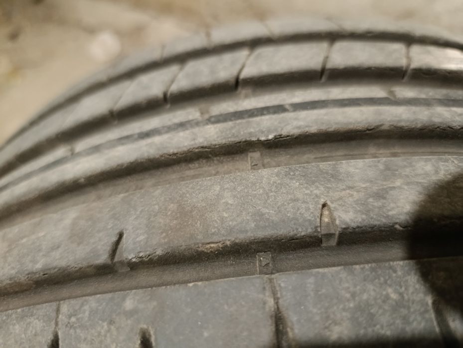 4 броя гуми Dunlop Sport maxx 225/45/17