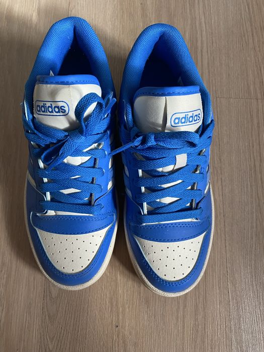 Маратонки adidas