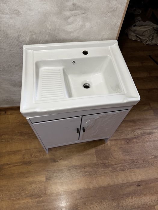 Тумба с раковиной