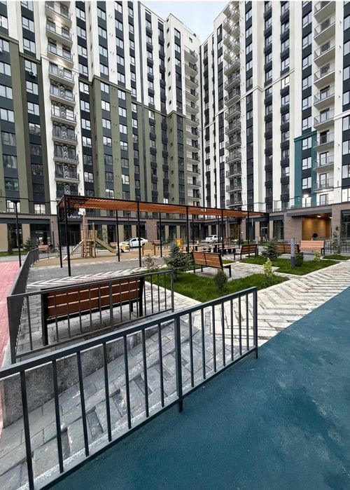 Продаётся квартира 2х комнатная. Новостройка. Golden House Jomiy