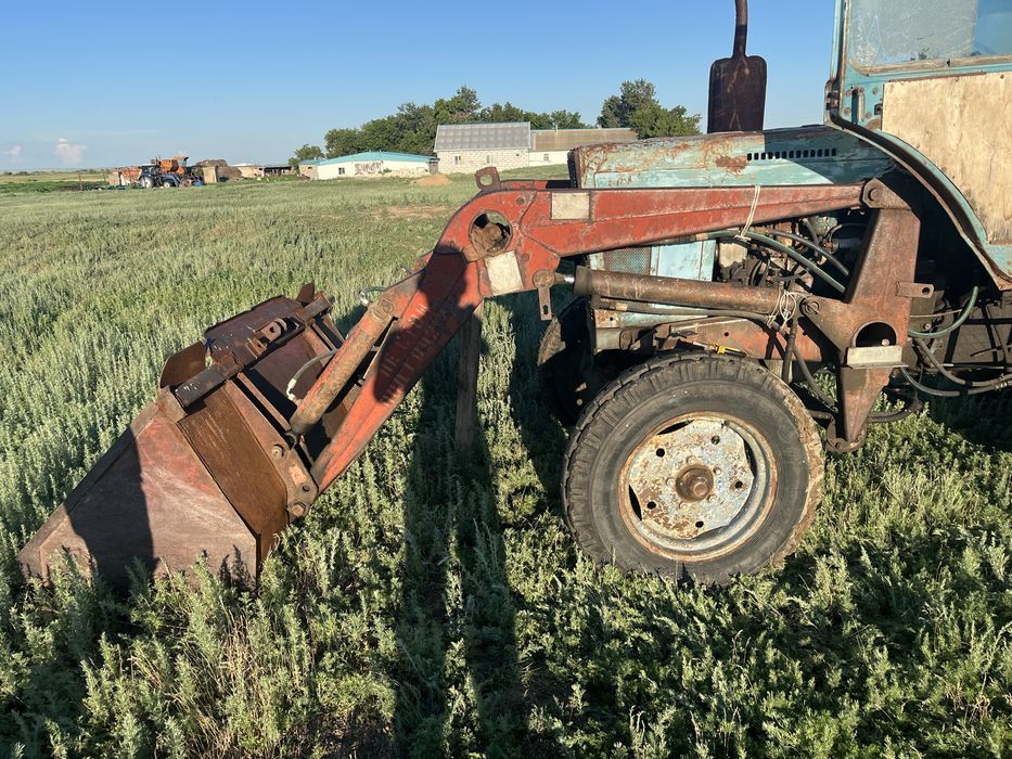Трактор кун продам