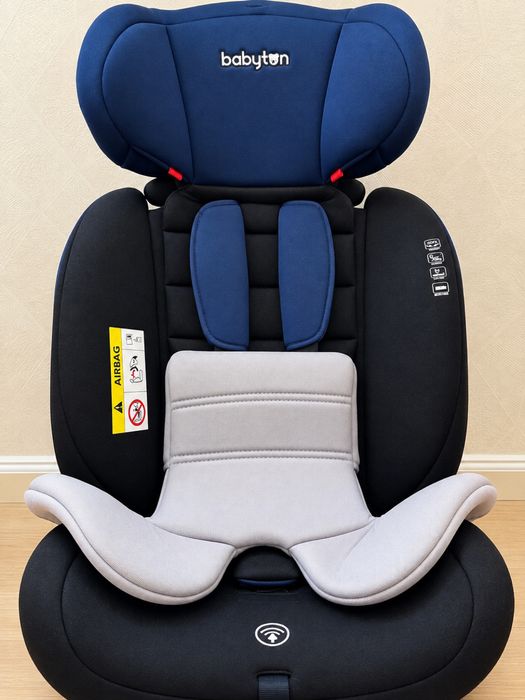 Продам детское автокресло Babyton