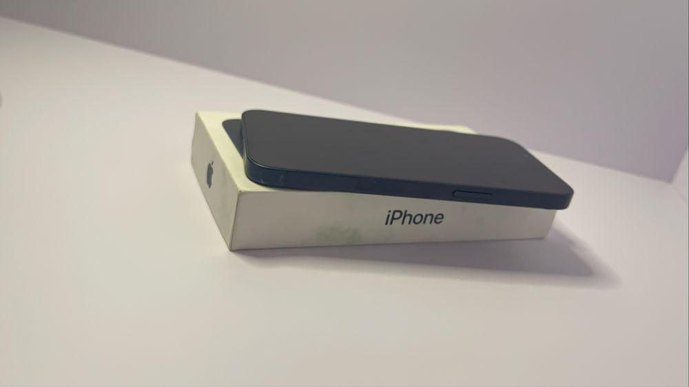 Iphone 13 / 128gb / 77akb