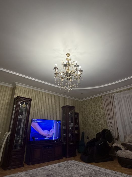 Продам люстру (хрусталь)