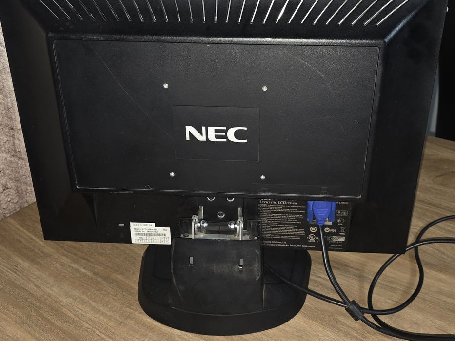 Monitor LCD Nec Accusync LCD193WM, 19" si boxe
