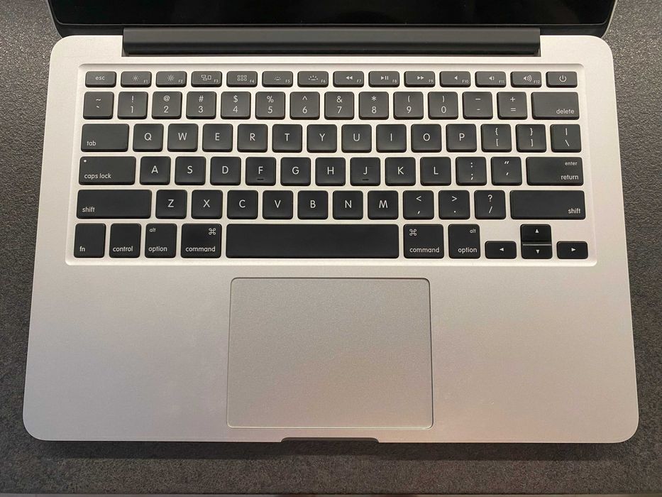MacBook Pro Retina 13", Late 2012, Model A1425, 8 GB RAM, i5 2,5 GHz