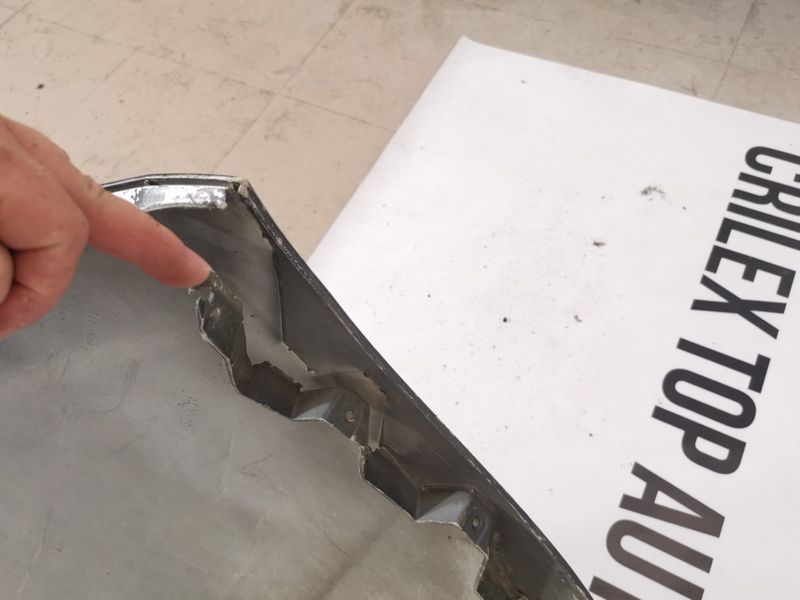 Bară spate Opel astra j hatchback 2010 2011 2012.