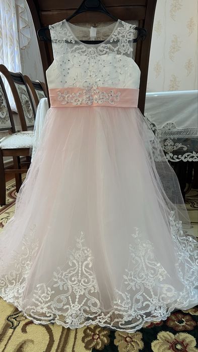 Qizchalar uchun vicherni kuylak