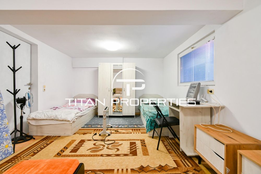 Дава се под наем Двустаен апартамент в София, Надежда 2 - 30 кв.м за 358 € - Снимка #2