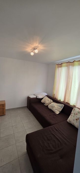 garsoniera de vanzare cu baie