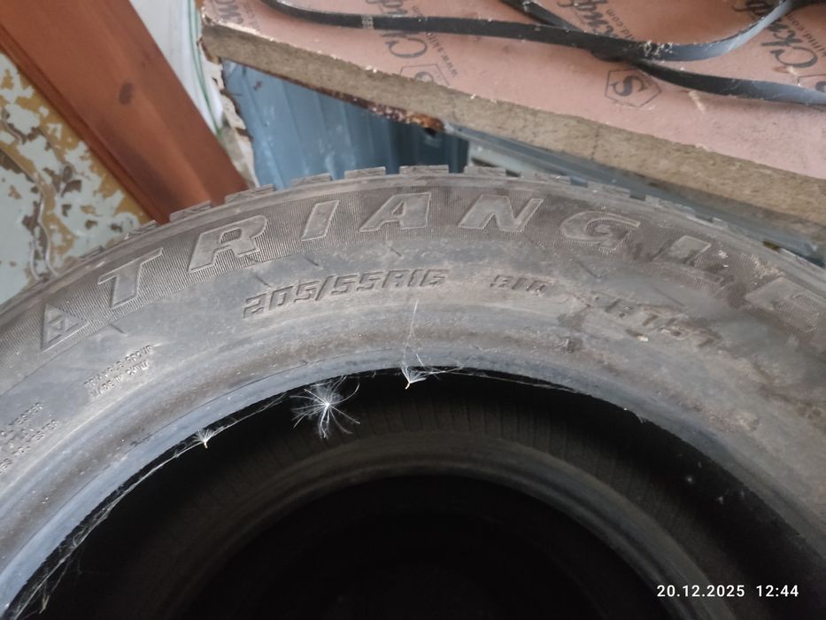 Продам Комплект Зимних Шин