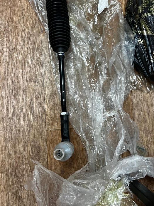 Продам рулевую рейку на Ивеко