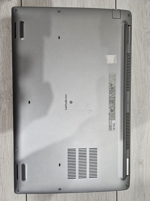 Dell Latitude 5520