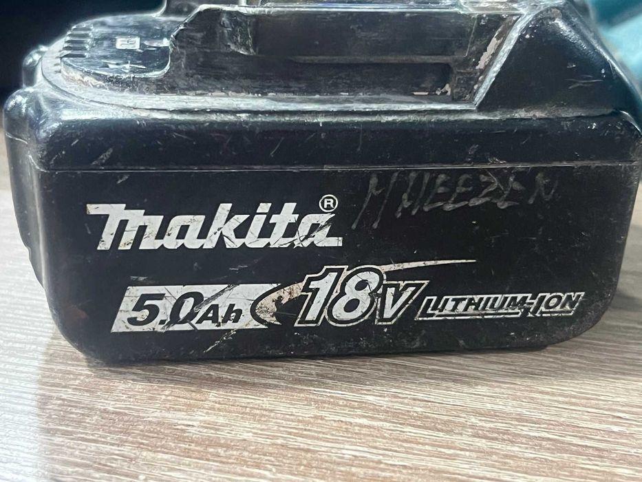 Акумулаторен циркуляр Makita DSS501Z