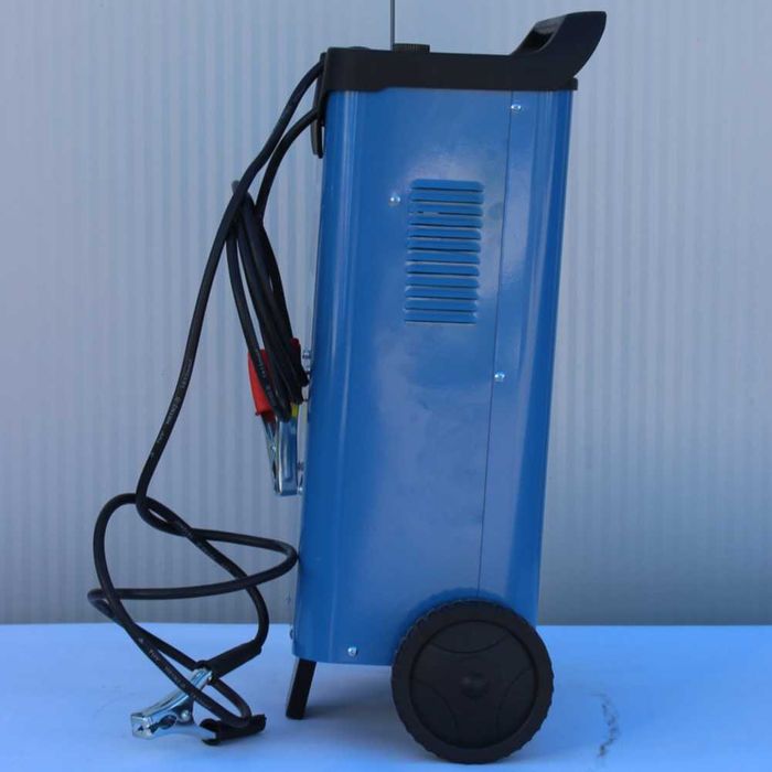 Стартерна количка, стартерно и зарядно за акумулатори TACH – CD-600