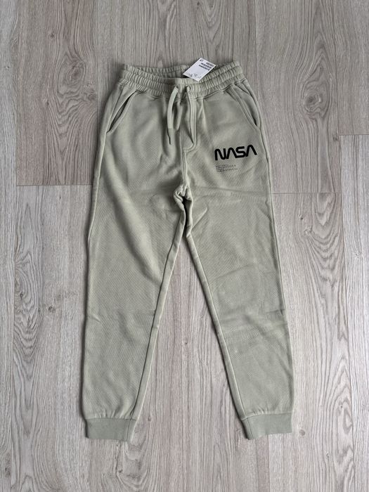 Pantaloni H&M marimea 146