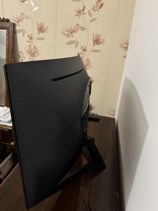 Monitor gaming curbat Samsung Odyssey G5 32” 2k  165Hz