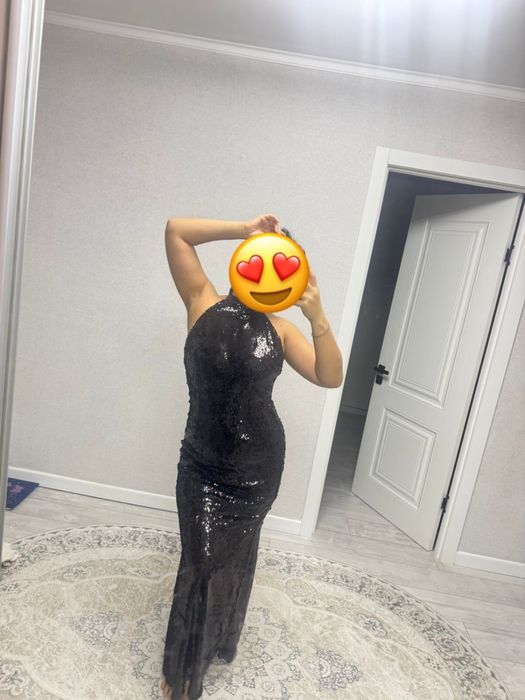 Продам платье очень красивое