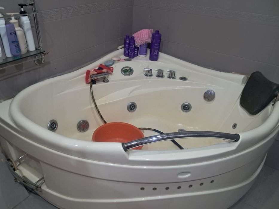 Продам джакузи за 50000