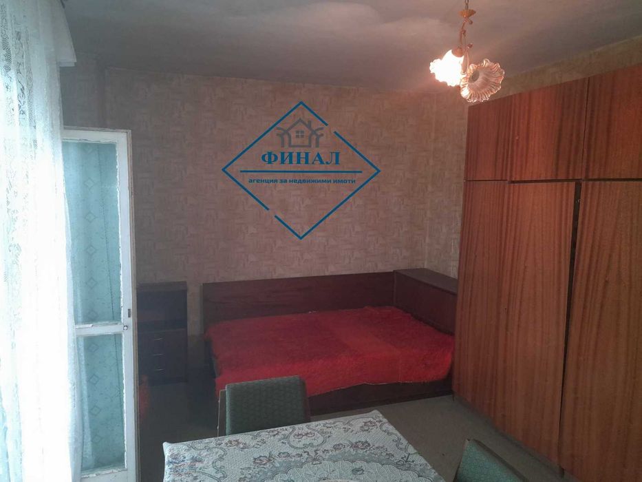 Продава се Двустаен апартамент в Шумен, Добруджански - 68 кв.м за 1050 €/кв.м - Снимка #3