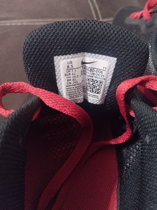 Маратонки Nike Air Max invigor