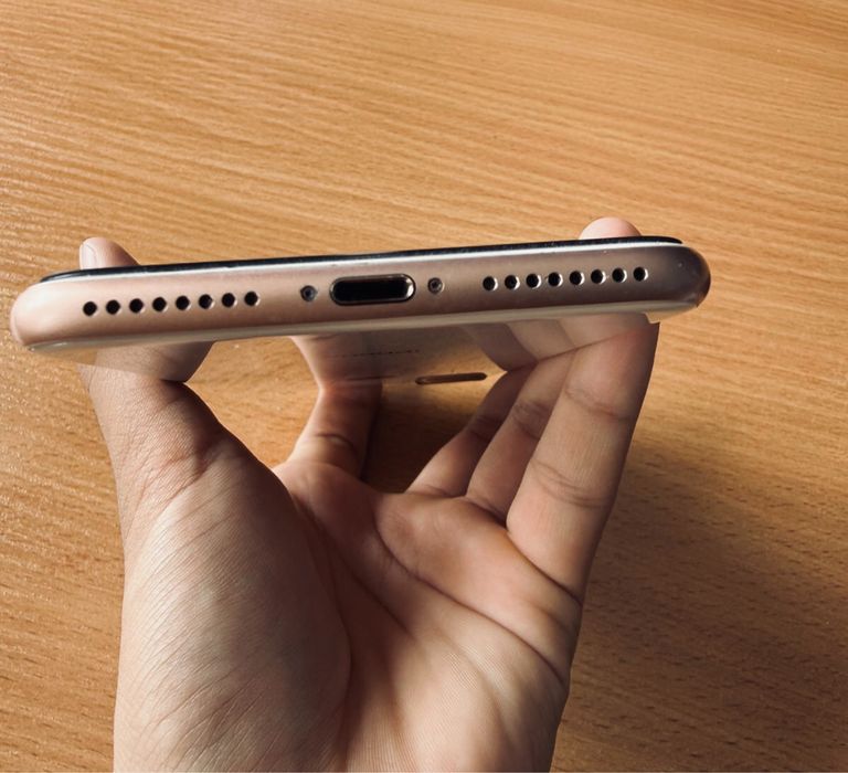Iphone 8 plus в хорошем состаяние