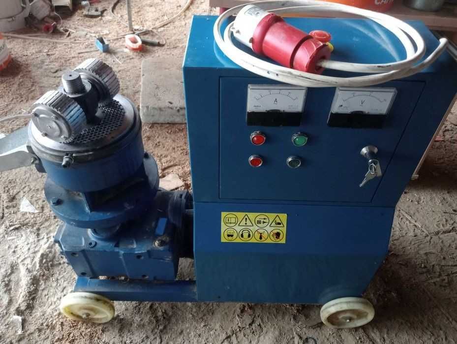 Vand presa peleti la 380V, 7.5kw!