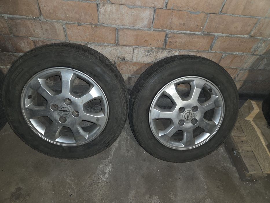 Jante Opel Astra G cauciucuri iarna 195 60 15