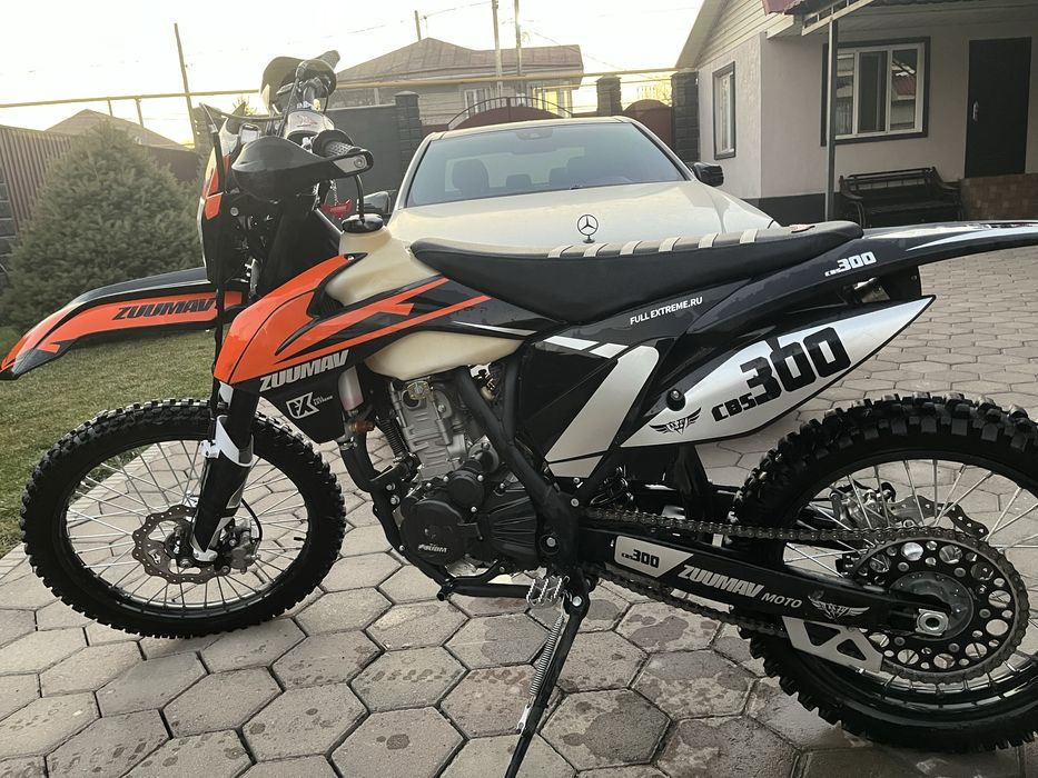 Кроссовый Zuumav K7 CBS 300