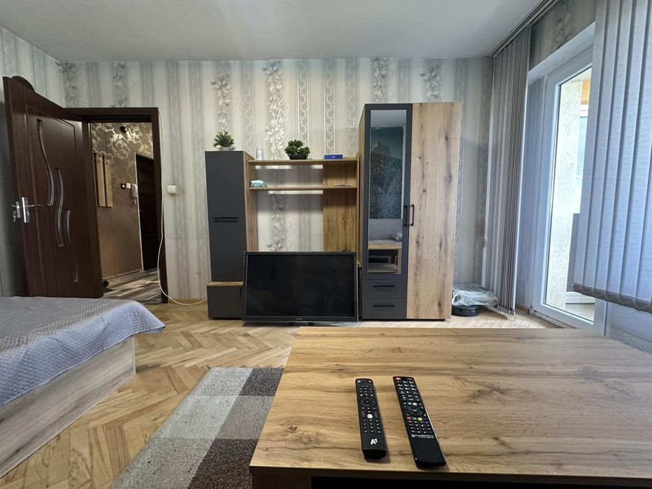 Дава се под наем Едностаен апартамент в Димитровград - 45 кв.м за 204 € - Снимка #1