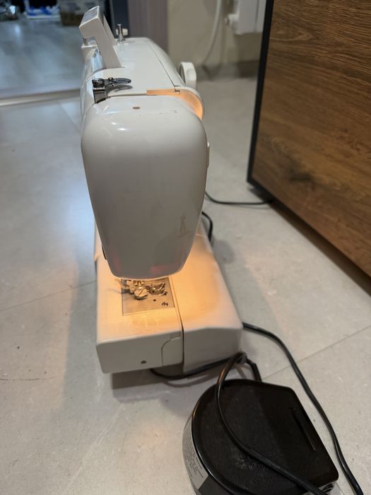 Шевна машина Necchi 270