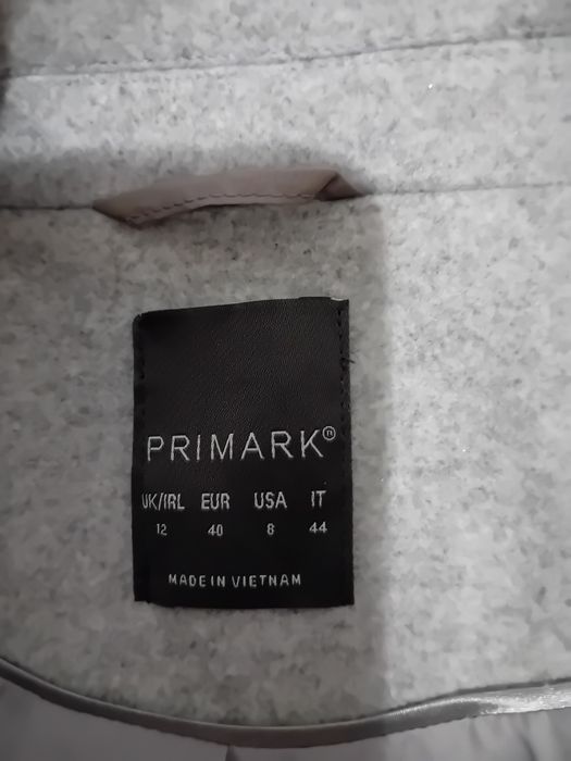 Palton gri de dama marimea 40 si sacou gri marimea L