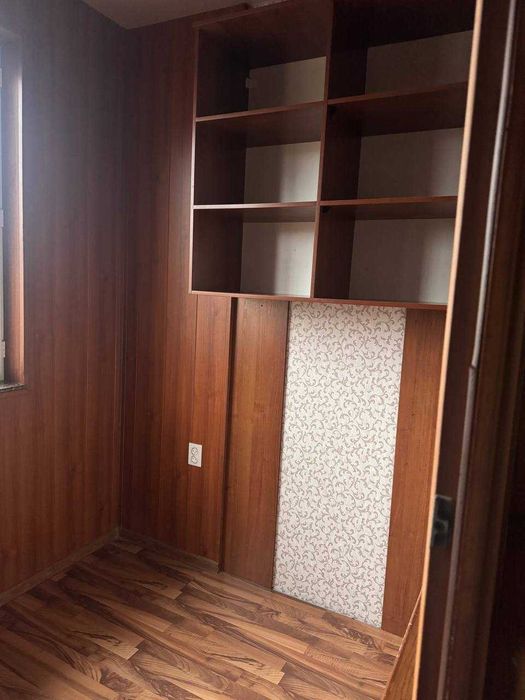 Мирабадский район, массив Куйлюк 4, 4-х комнатная с ремонтом