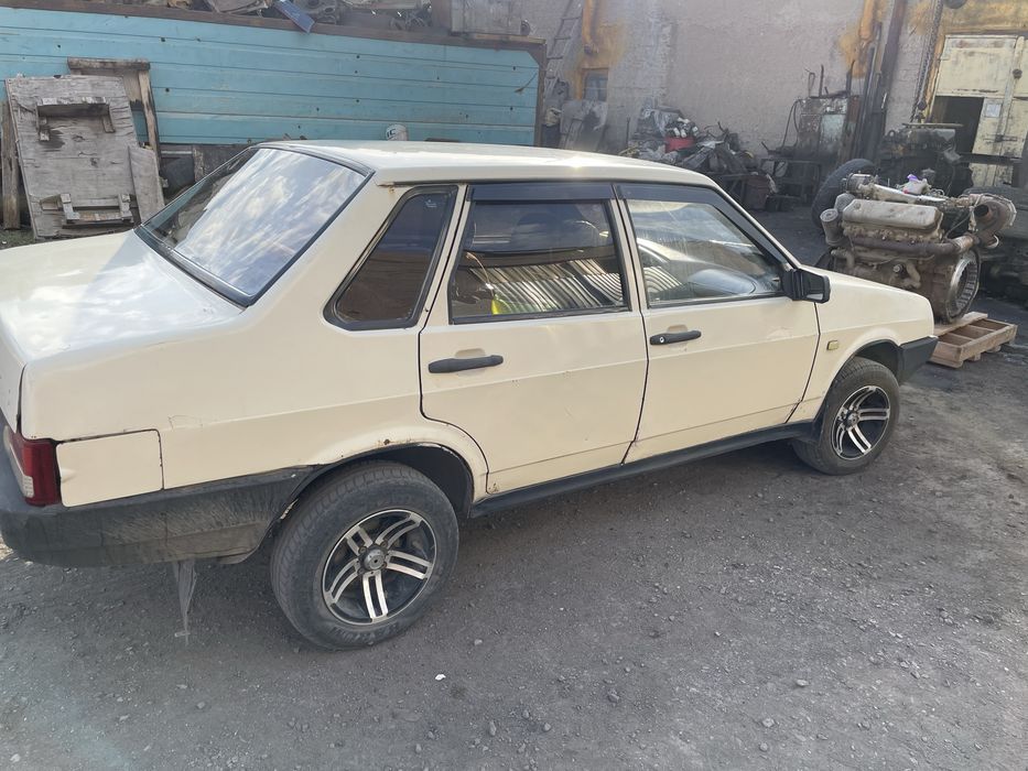 Продам ваз 21099