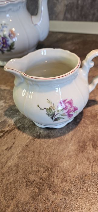 Порцелан - три кани