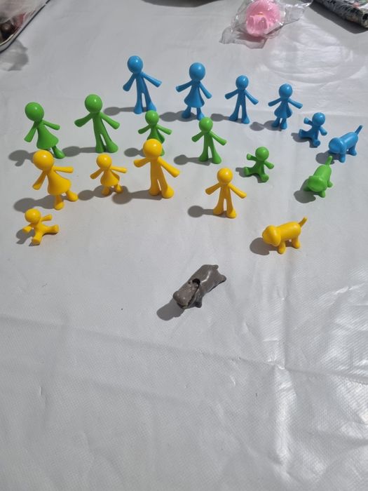 Set figurine Montessori si joc educativ