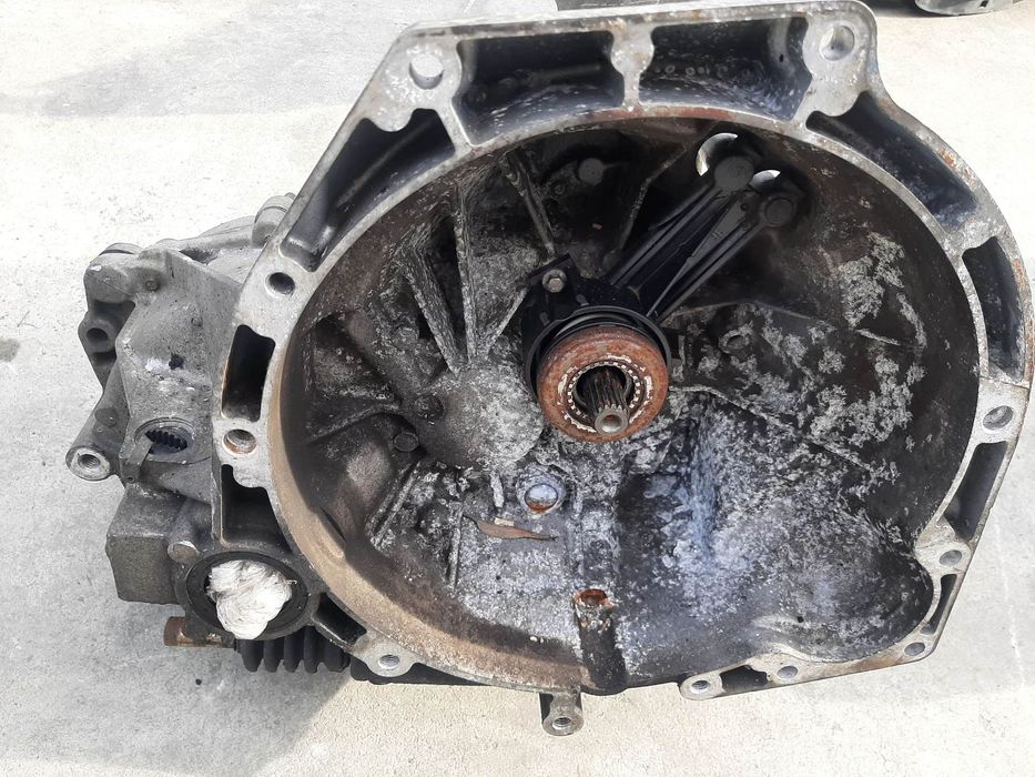 cutie viteze manuala 1.3 b  ford ka 3s5r7002bc  xs6r-7f096-ab