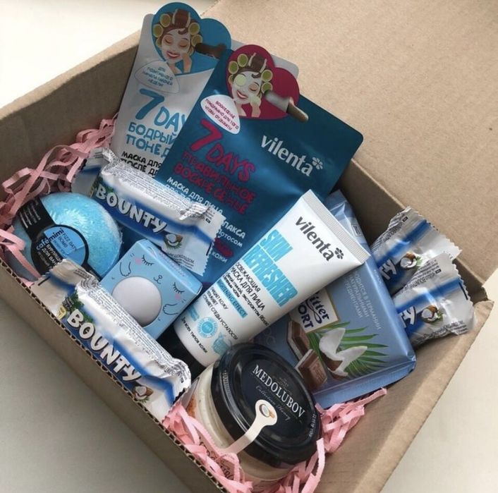 Корзины с косметикой